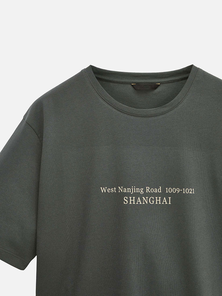 Basic T-shitt with slogan